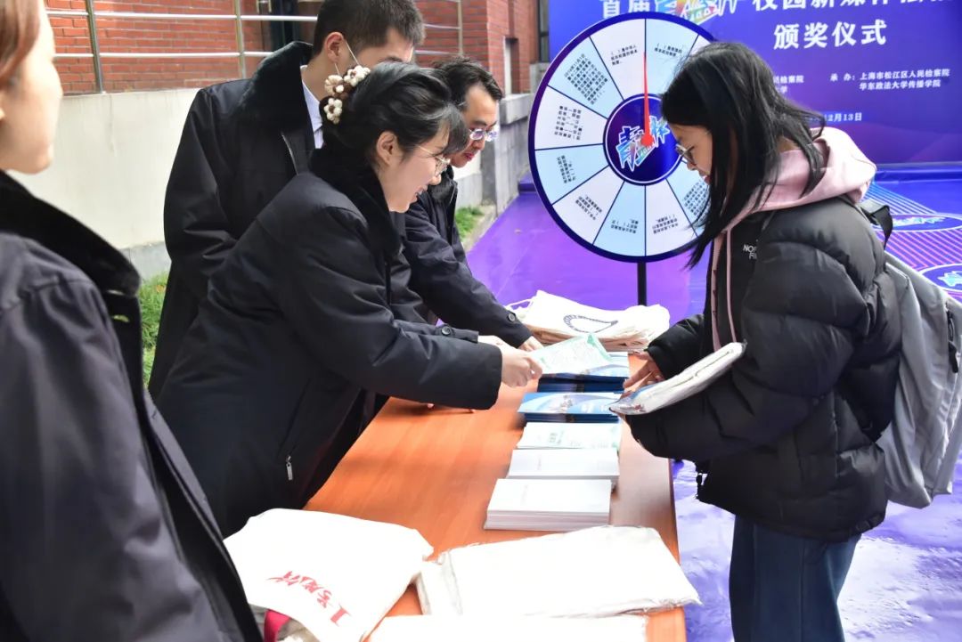 https://mmbiz.qpic.cn/sz_mmbiz_jpg/kGTEAZMF0tY0iamcicHWibqNUE8szmdENM5ZAogprY0Hib2LkRVfcN8UicqIBxibfFsJPsPTBoCibmAncv7o5zkDTEqGw/640?wx_fmt=jpeg&from=appmsg&wxfrom=13