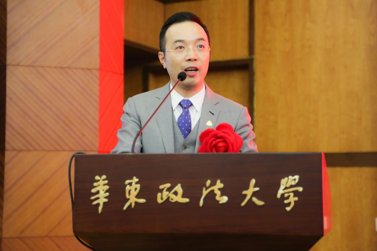 大江流日夜慷慨歌未央我校举行抗疫暨就业工作表彰大会